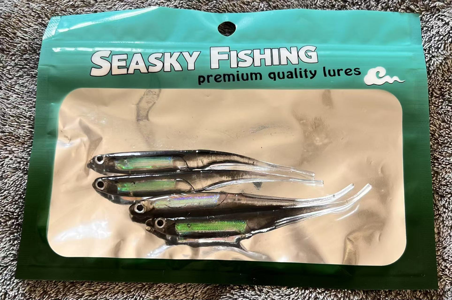 🐟 Piccolo Pesce Artificiale – 9,2 cm / 2,7 g con Strato Riflettente Interno